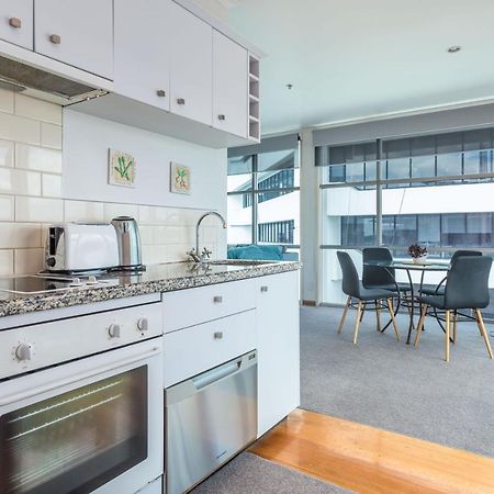 Stunning Waterfront Location With Huge Balcony! Apartment Auckland Luaran gambar