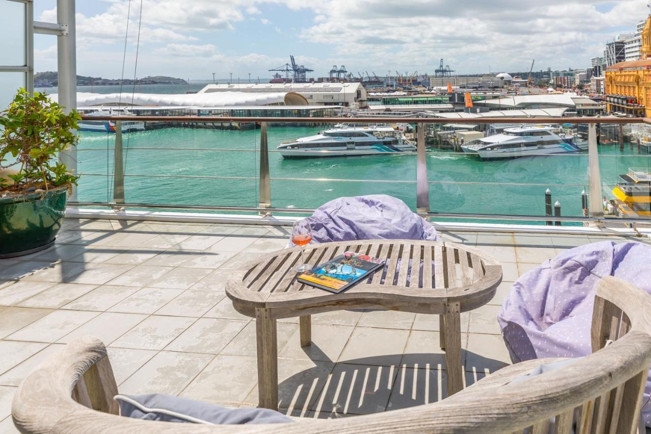 Stunning Waterfront Location With Huge Balcony! Apartment Auckland Luaran gambar